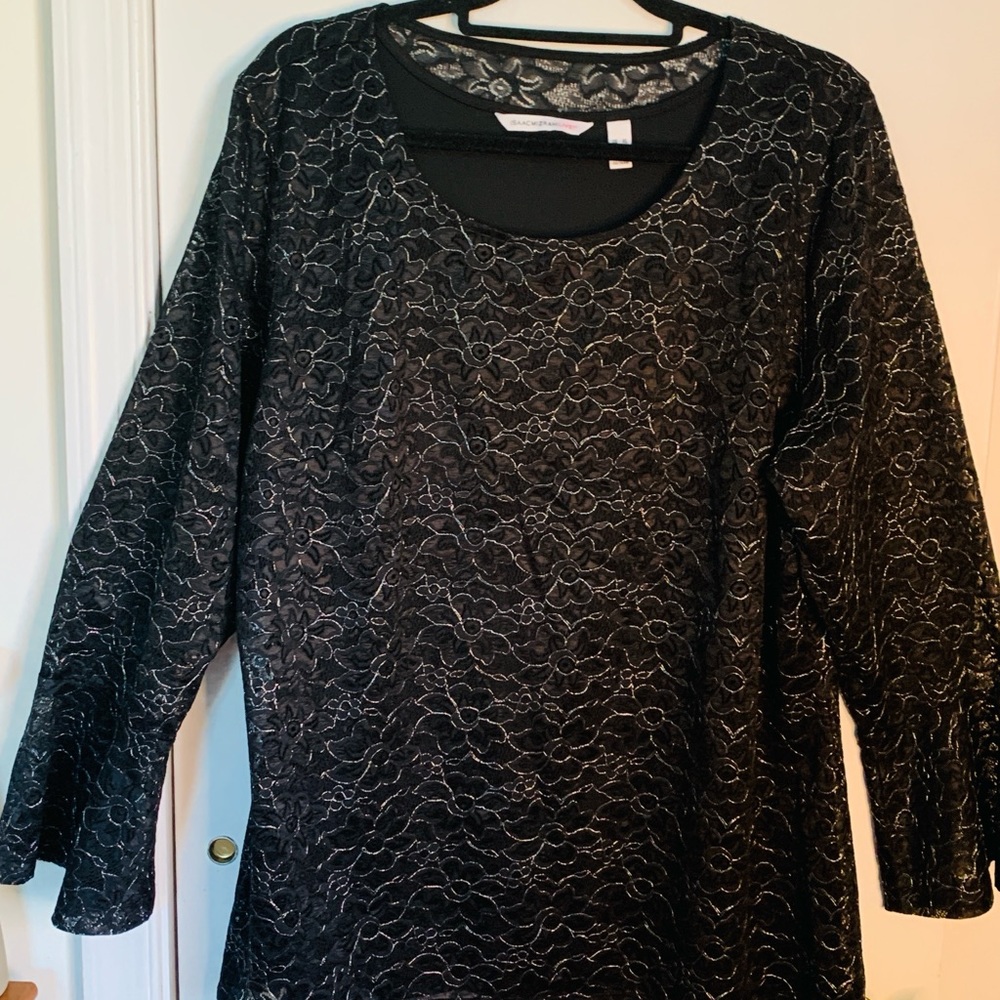 Isaac Mizrahi Lace Overlay Black Silver “Oversized” Blouse XL May fit 1X See⬇️